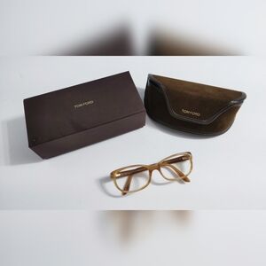 Tom Ford Unisex Tan Glasses Frame with Case. 54×17 135 Pre-owned.